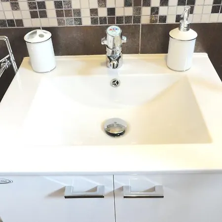 Adriatic Escape Hébergement de vacances Rogač