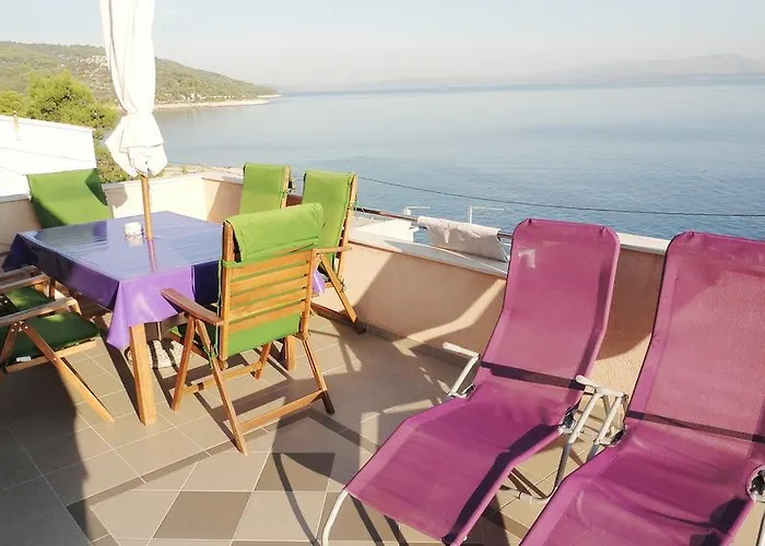 Casa de Férias Adriatic Escape Rogač