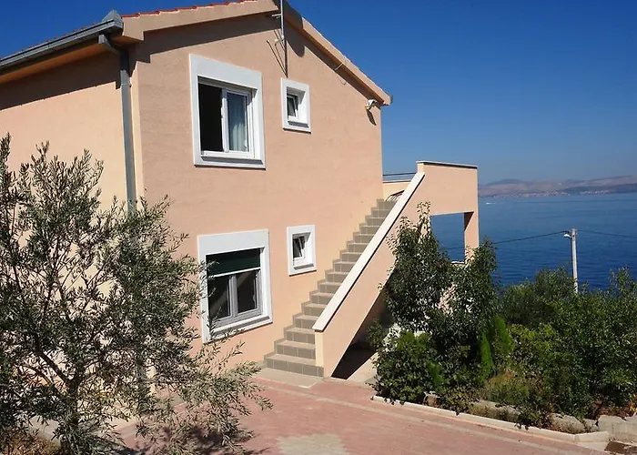 Adriatic Escape * Rogač